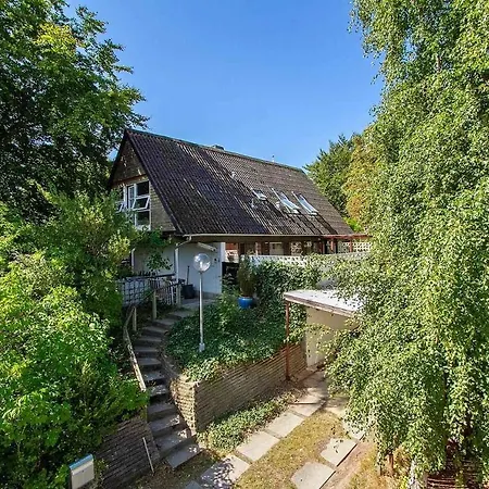 Holiday home Large Holiday In A Peaceful And Scenic Area