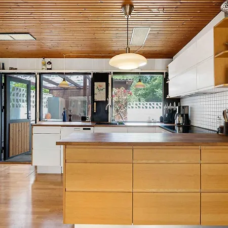 Holiday home Large Holiday In A Peaceful And Scenic Area Hundested
