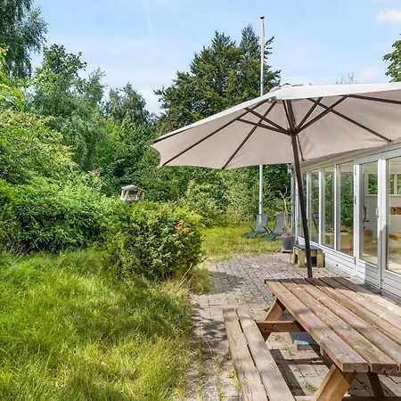 Large In A Peaceful And Scenic Area Feriehus